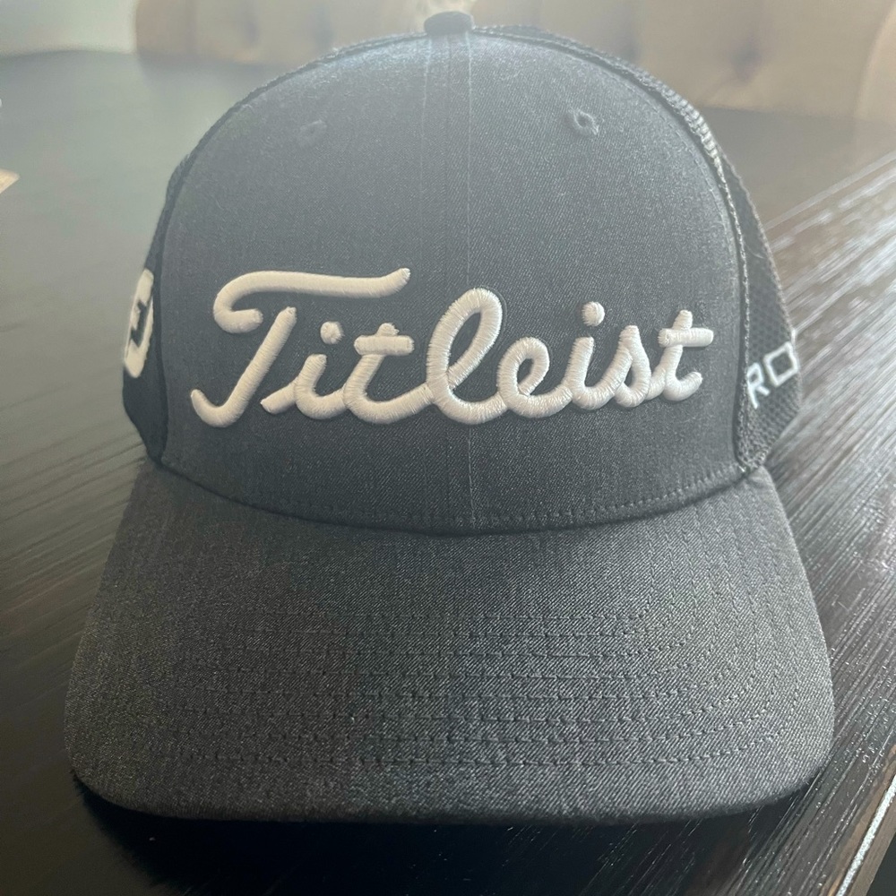Titleiest Pro-V1 FJ golf hat